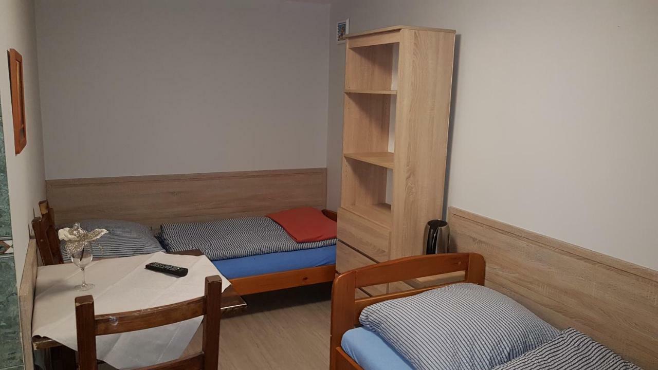 Noclegi Silesia Tychy Kültér fotó